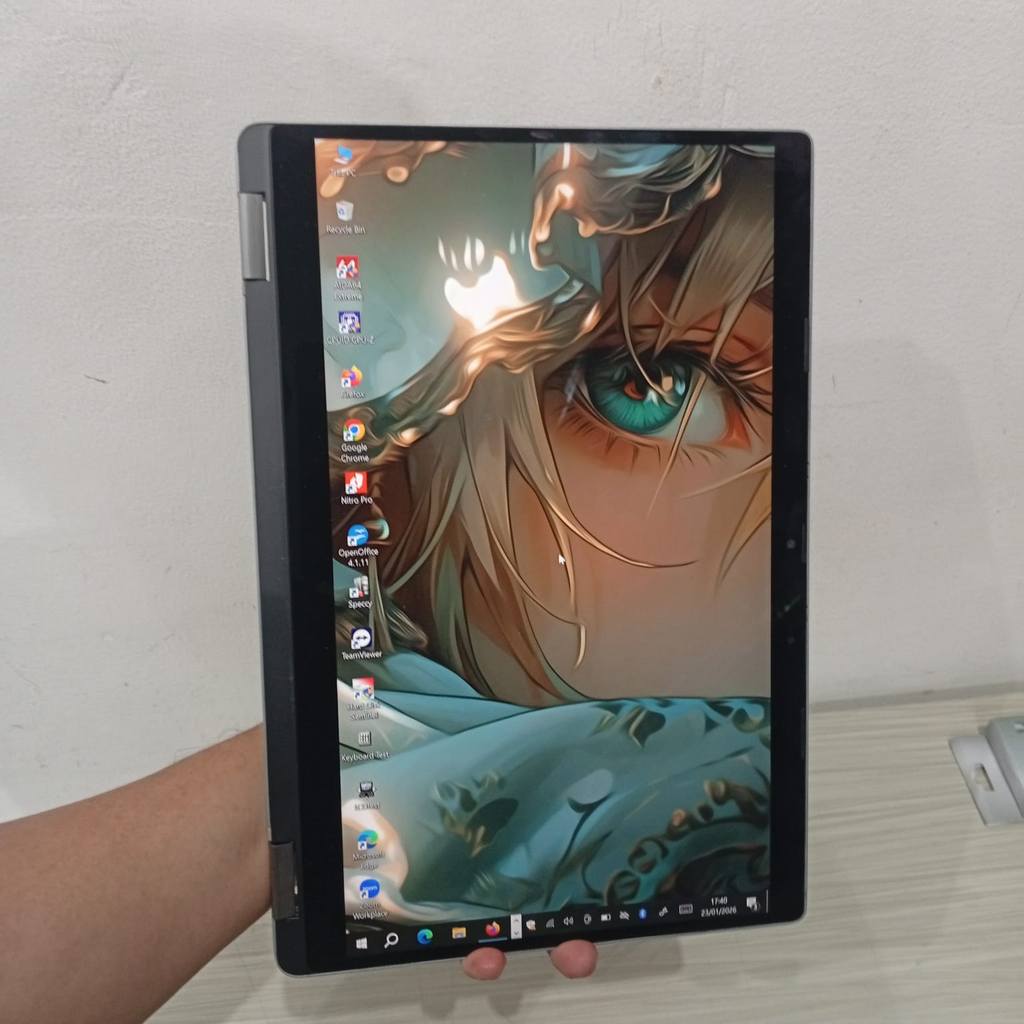 laptop  Dell 5320 flip 360 Touchscreen ram 8Gb ssd 256 CORE i5 Gen8 ringan