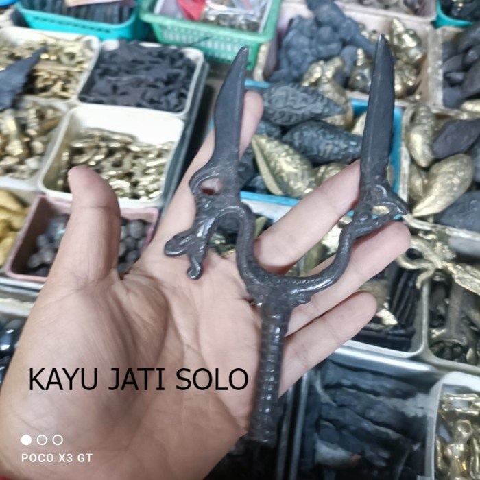 pusaka pataka naga kembar 2 pisau kuningan Antikan Terlengkap KJM231