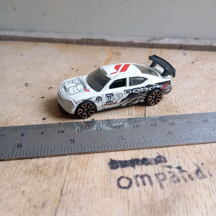 hot wheels  dodge charger drift 2012 Mainan Loose