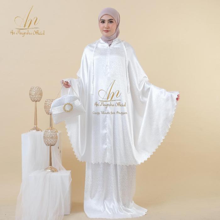 Mukena Dewasa 2in1 Silk Armanita Jacquard Motif Mewah Lasercut - Mahesa Broken White