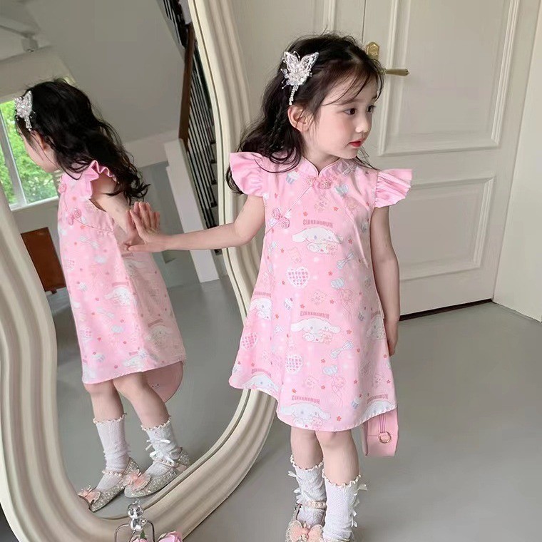 Gaun gaya Tiongkok baru untuk anak perempuan dari era Republik Tiongkok