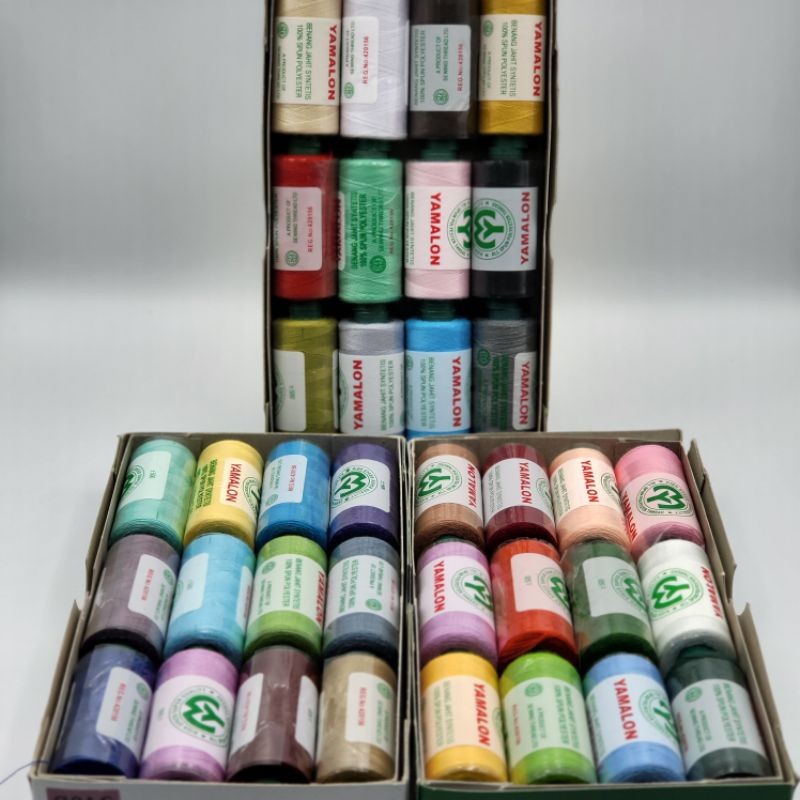 (PER ROLL) - BENANG JAHIT YAMALON. UKURAN 40/2 PANJANG 500 YARD. WARNA WARNI (PER ROLL)