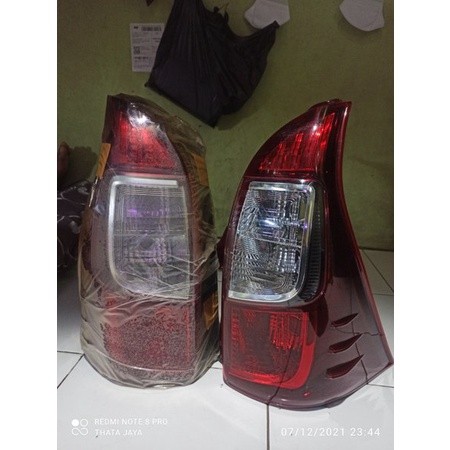 Stoplamp lampu belakang avanza veloz 2012 2018