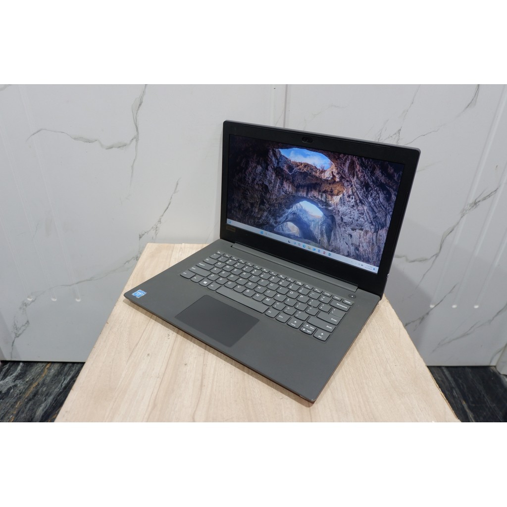 Laptop Lenovo V130, Intel Celeron-N4000, Hd Graphics 600, Ram 4 Gb / 1Tb, Seri Baru, Lengkap, Silver
