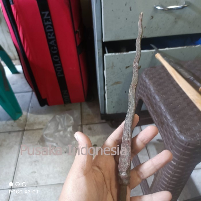 tombuk cacing kanil sepuh majapahit milik bala putra dewa bk megantara bisa dibandingkan dgn toko yg