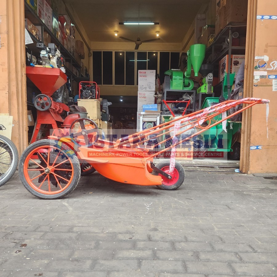 MESIN BAJAK TANAH SAWAH TRAKTOR APUNG KURA2 HYDROTILLER TANPA MESIN