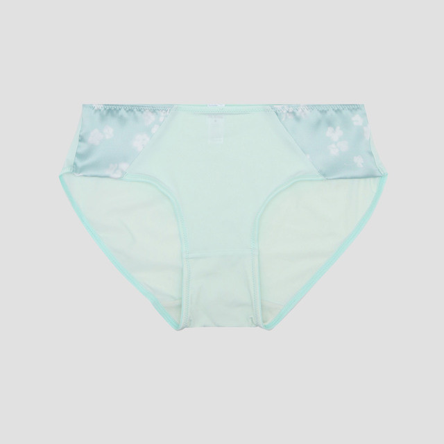 St. Yves Celana Dalam Midi Wanita 123622992