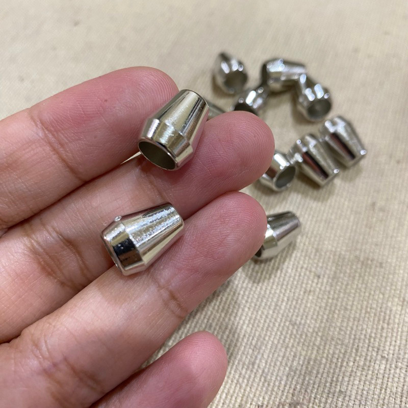 Aksesoris penutup ujung tali