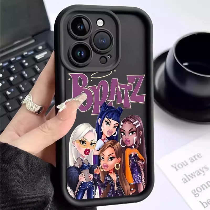 Casing Hp For Iphone Case 17 Pro 15 Max 12 Mini 13 14 16 Silikon Lucu Boneka Bratz Pasukan Gadis Mud