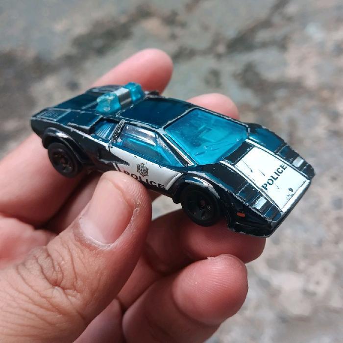 diecast loose hotwheels lamborghini countach pace car diecast lamborghini hotwheels loose