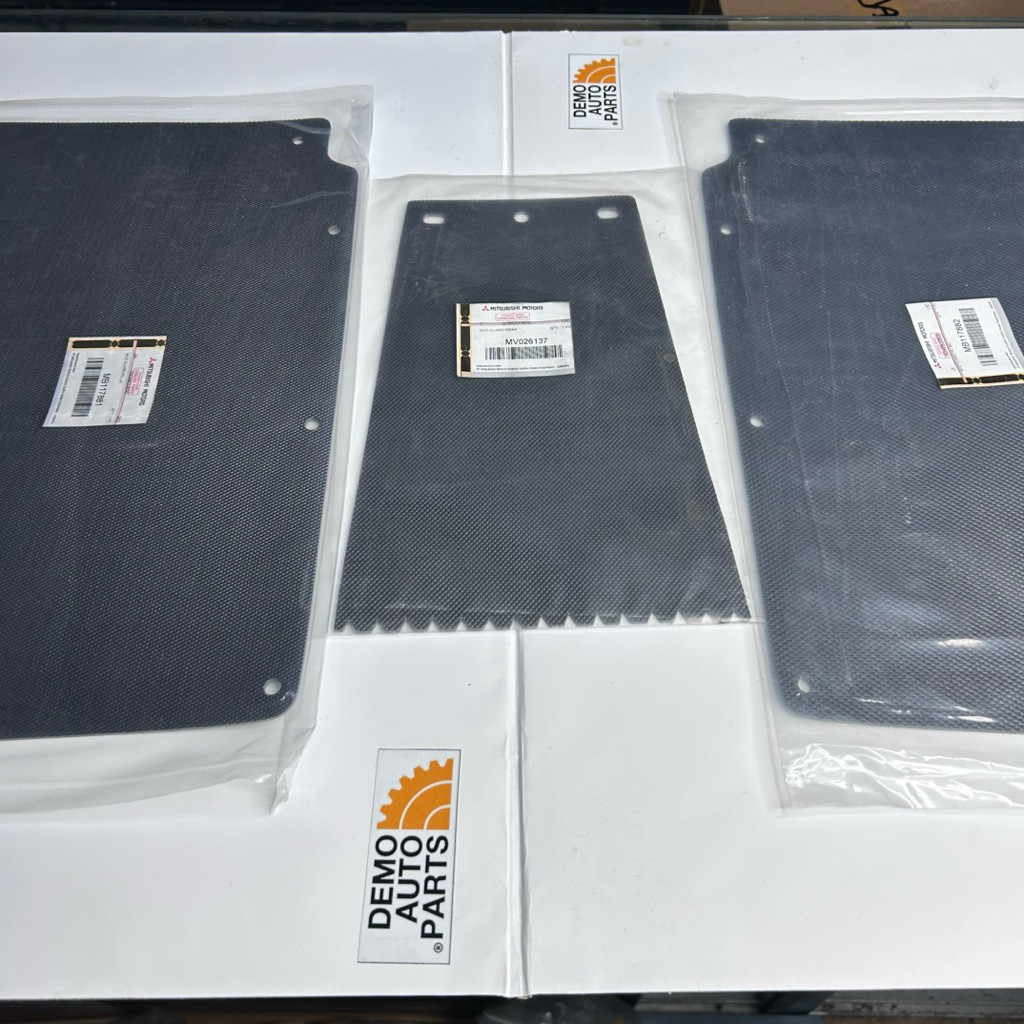 KARPET LUMPUR RODA L300 ORIGINAL KEPET RODA PENAHAN LUMPUR MUD GUARD L300 ORI