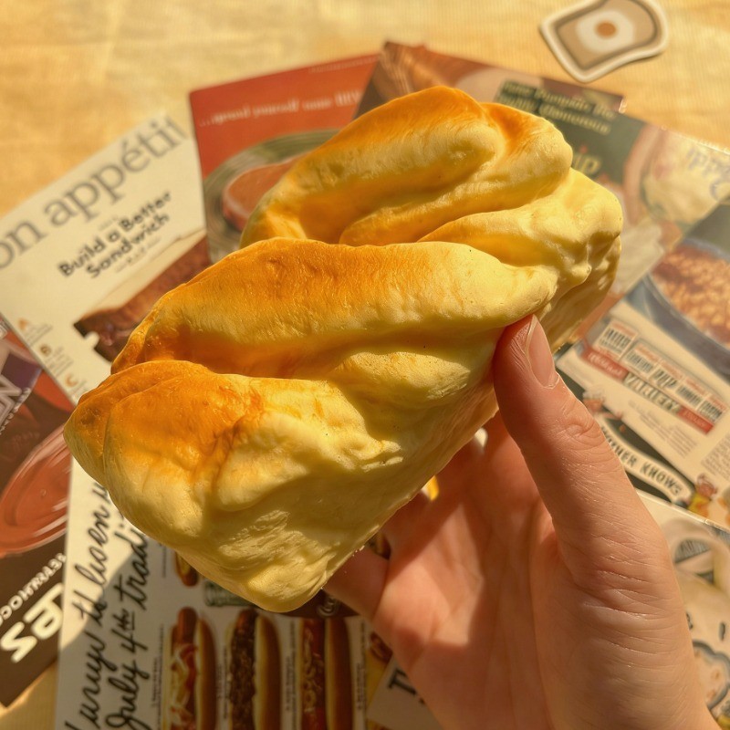 Milk AromaTwisted Dough Bread Squeeze Toy Squishy Realistic Hand-torn Bread Slow Rebound Fidget Toy 