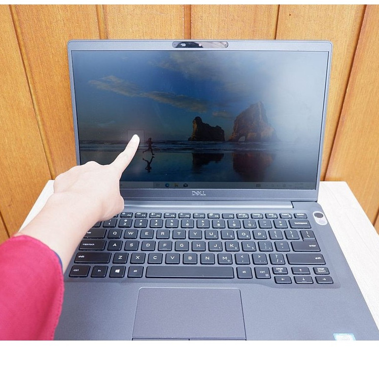 Laptop Dell 7300 touchscreen i7 8th
16GB SSD1TB Windows 11