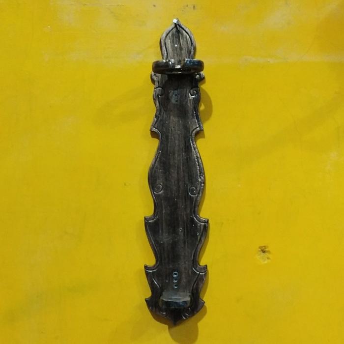 Blawong jagrak tempat keris tempel dinding minimalis