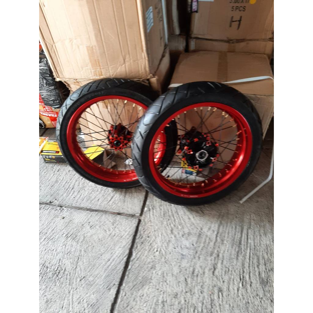 Wheelset Supermoto CRF Warna Merah 300/350 Ring 17