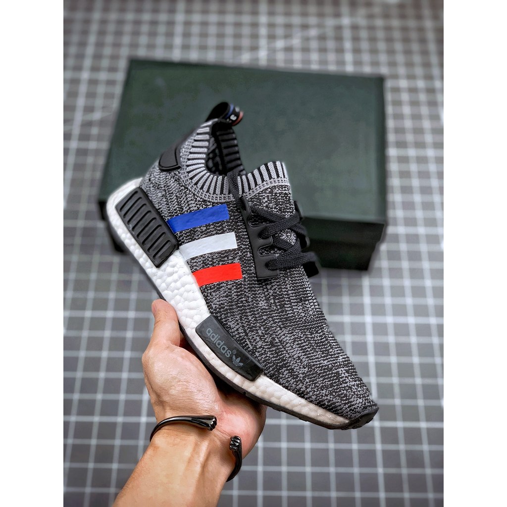 Sepatu Sneakers AD NMD R1 Putih Merah Biru Boost Original Anti Kuning