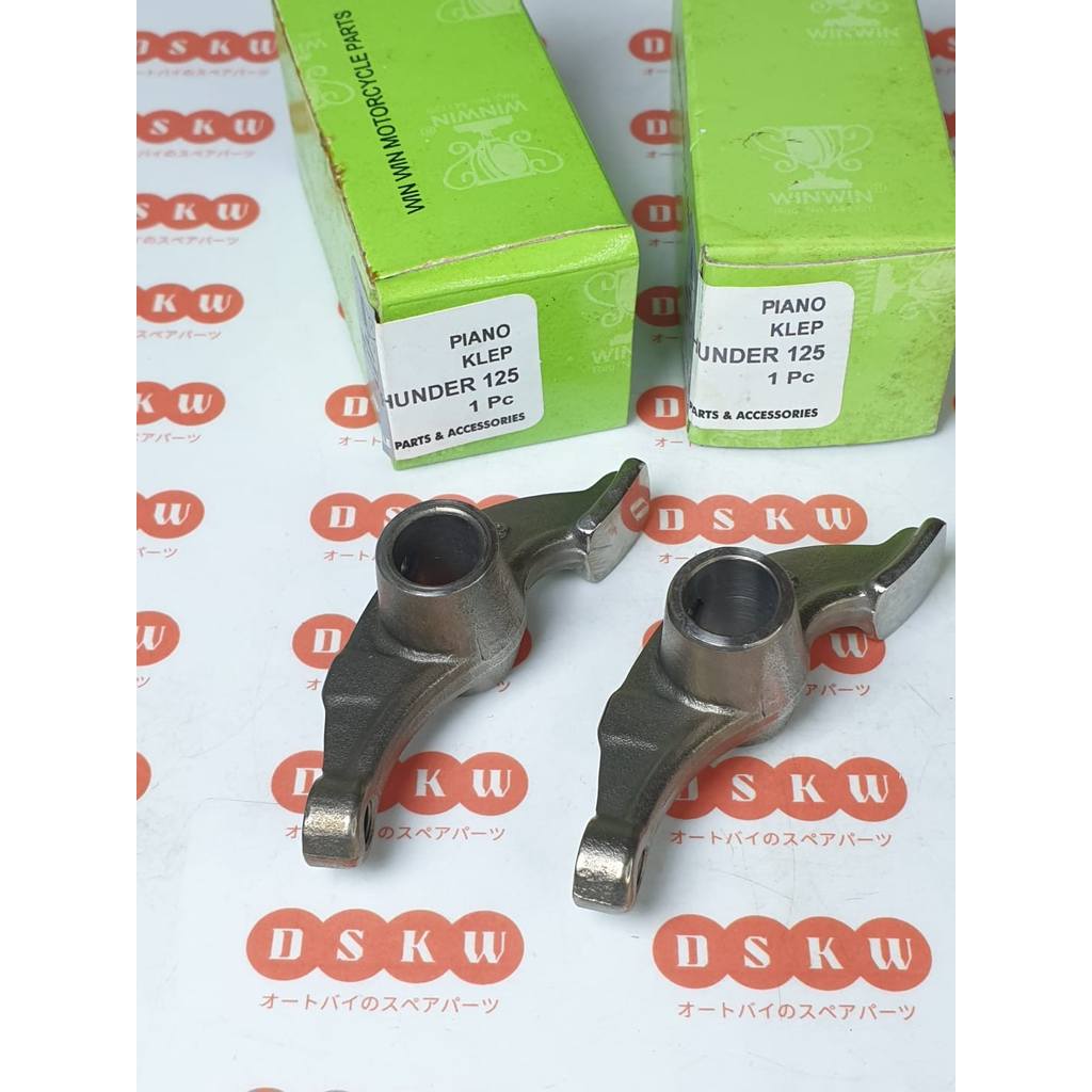 Piano Klep Rocker Arm Set Baut 2 pcs THUNDER 125 WinWin