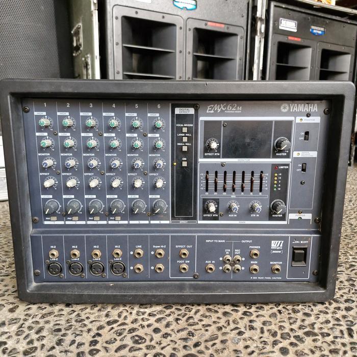 POWER MIXER YAMAHA EMX62M