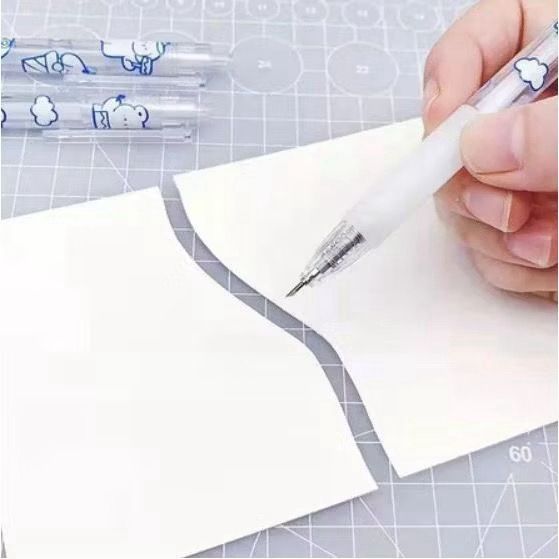 TGM - Pemotong Kertas Bentuk Pena Karakter Kartun Bear Strawberry Lucu Cutter Pen Knife Cut Stickers