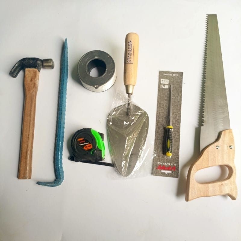 Promo Paket Alat Tukang Paket 7 Alat Tukang Gergaji , Kikir, Sendok Semen, Benang, Meteran, Linggis,