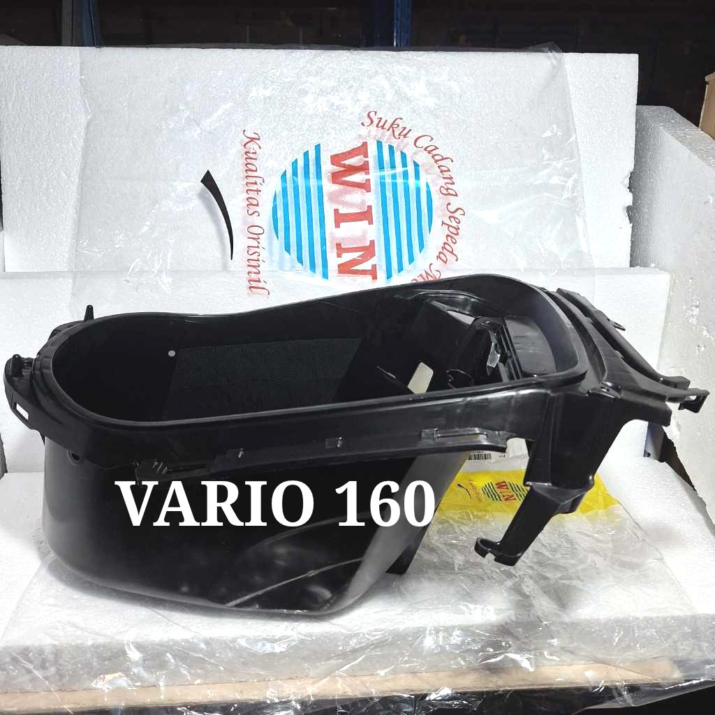 Box Bagasi / Box Helm Honda VARIO 160 Merk WIN
