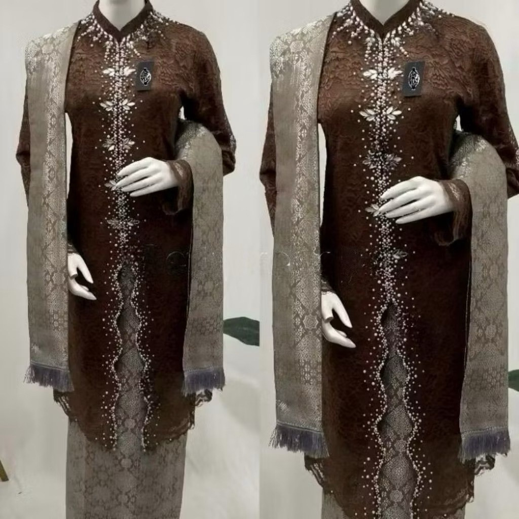 free hijab /  Setelan kebaya brukat Payet Yura / kebaya Modern / kebaya ibu besan / kebaya moderen /