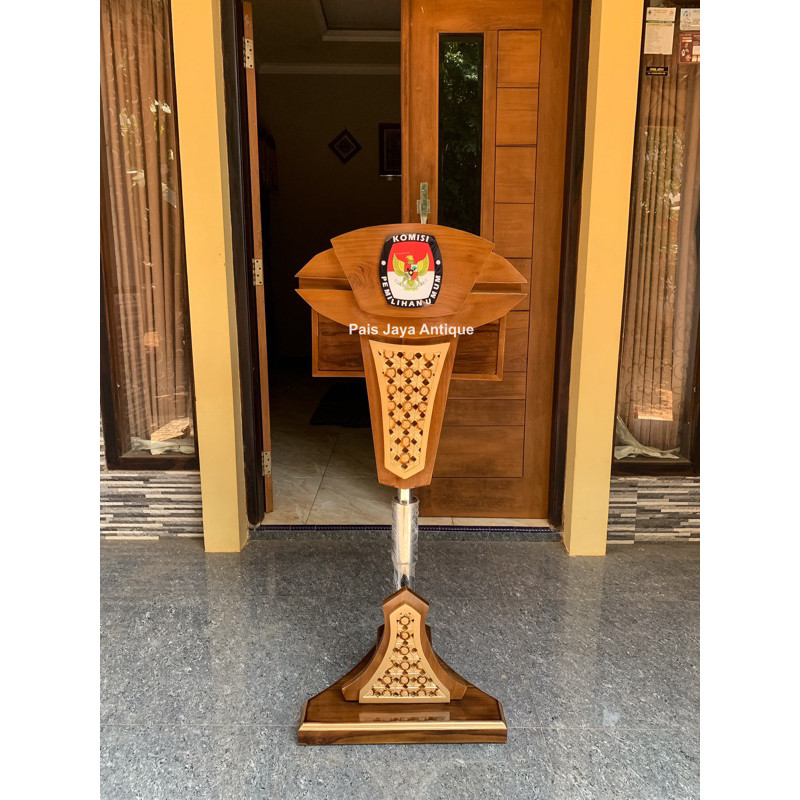 Podium Hidrolik Jokowi /Podium Minimalis Jati/Mimbar Pidato