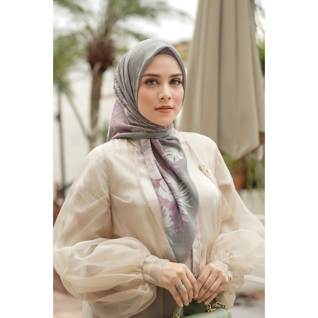 Buttonscarves Tropicale Extended Voile Square - Siena