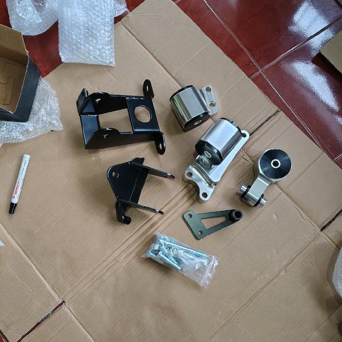 Engine Mounting PU Civic FD k20 k24