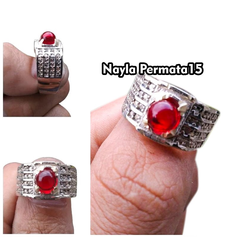 Cincin batu mustika lipan merah