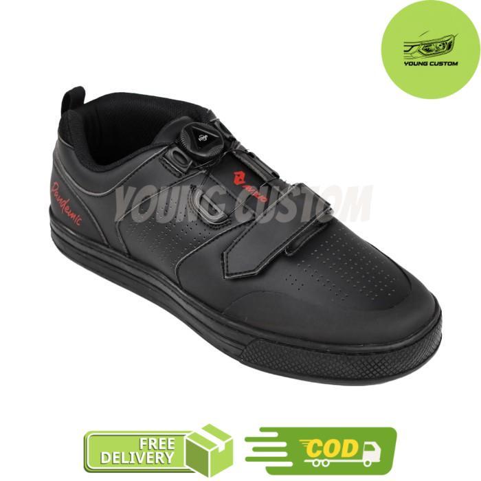 Avelio Shoe Pandemic Edition Sepatu Sepeda Flat Non Cleat Multi Purpose - Hitam, 44 -young