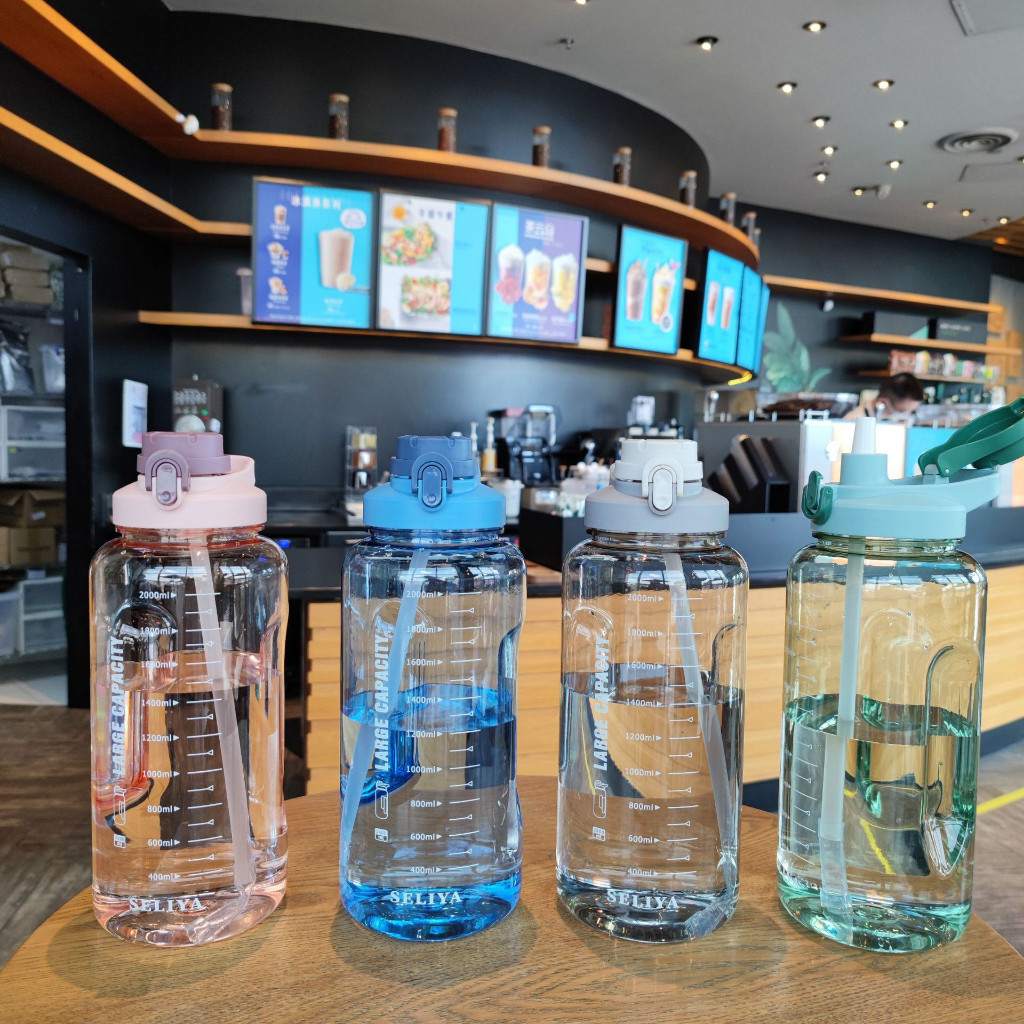 Botol Minum  2,4 Liter/Tempat Minum  2,400 ml