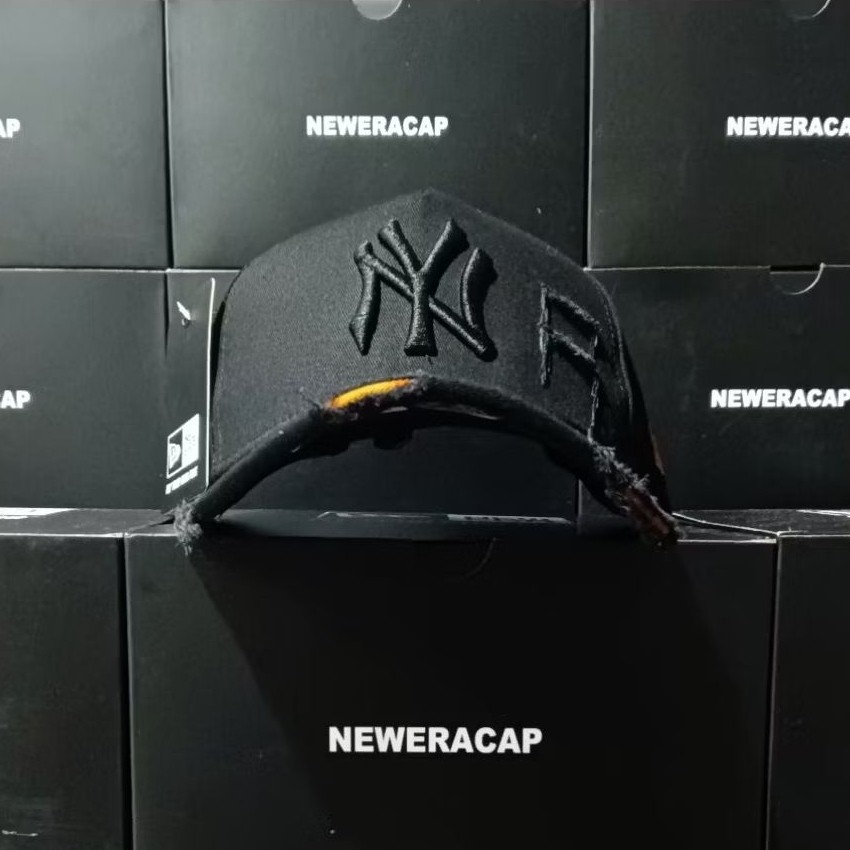 COD - Topi Premium / NY Black Damage