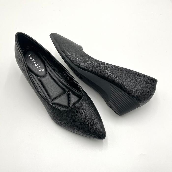 Laviola 4283 FLT - Sepatu Pantofel Wedges Wanita Hak 5 cm Black Heels sepatu  kerja - BLACK, 36