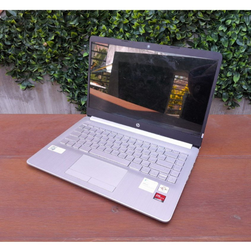 laptop HP 14s-dk1524AU AMD Athlon Silver 3050U Ram 4Gb Ssd 512Gb SCU22993