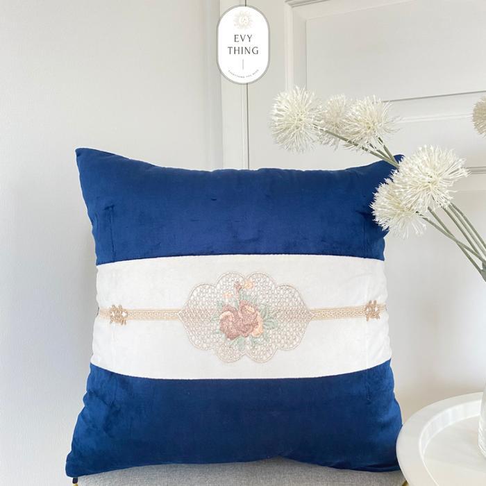 EvyThing Sarung Bantal Sofa Motif Bunga Mewah kualitas  IMPOR 45x45CM - BIRU TUA