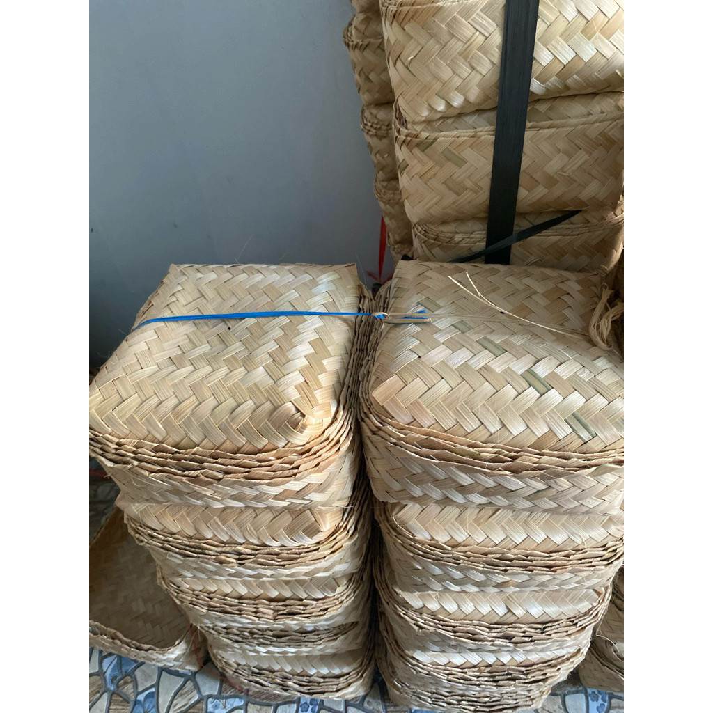 besek bambu 20x20 besek nasi dll