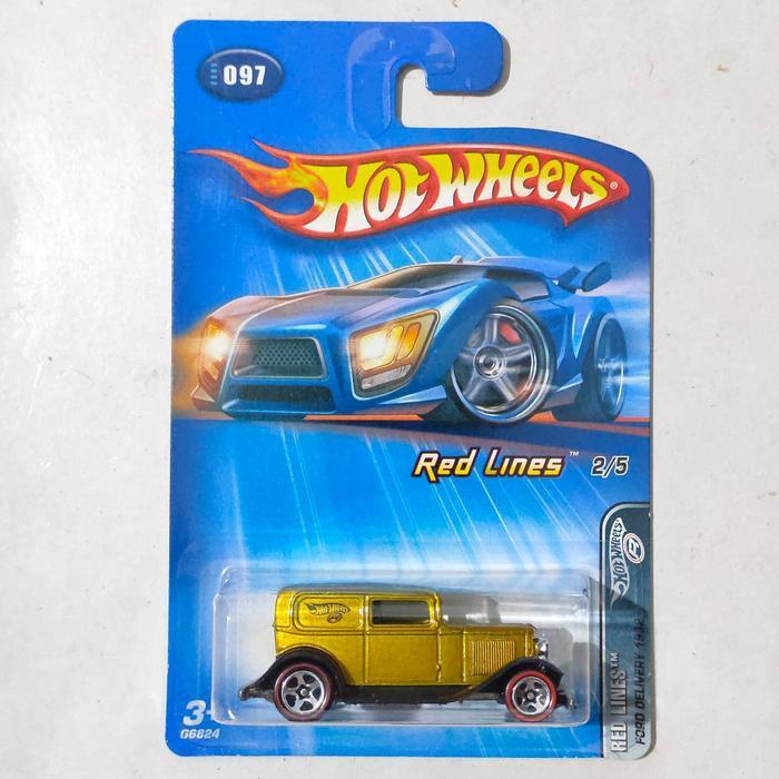 Mainan Hot Wheels 1932 32 Ford Sedan Delivery gold 2005 Red Line