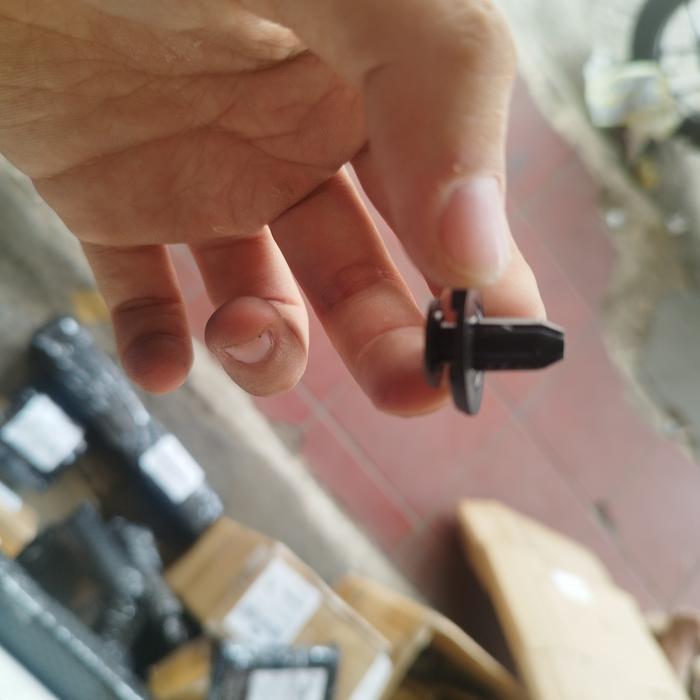 Klip Baut Kancing Fender Liner Inner Fender Plastik Spakbor Mobil bermutu