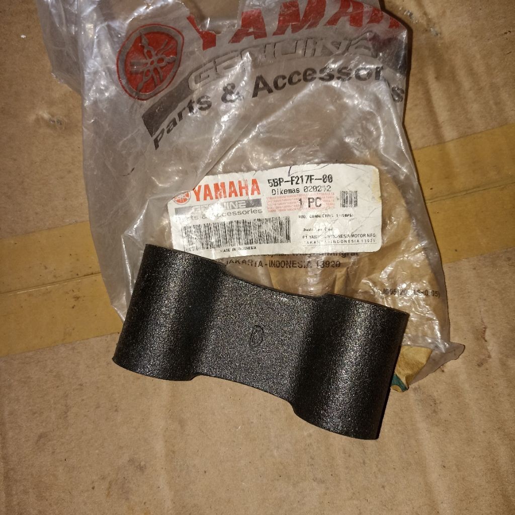 unitrack peninggi shock belakang rod connecting 5BP Yamaha Scorpio Z G New Robot Original