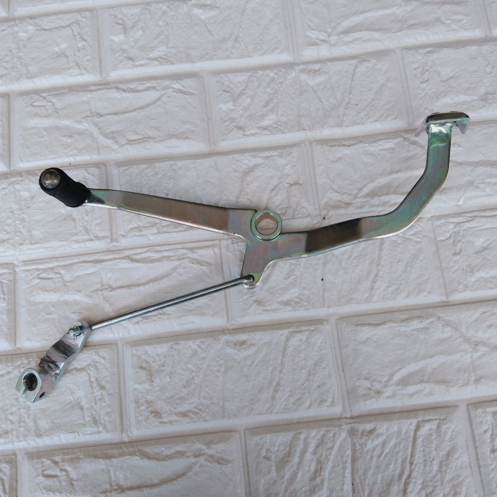 PEDAL PERSNELING OPERAN GIGI MOTOR  VIXION OLD NEW OLD STOCK