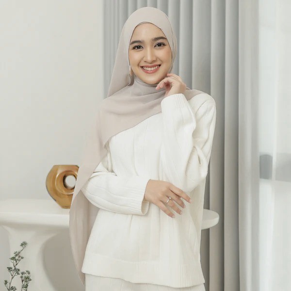 Lozy Hijab - 207k Get 3 Bawal Shawl (Hijab Pashmina Ceruty Babydoll)