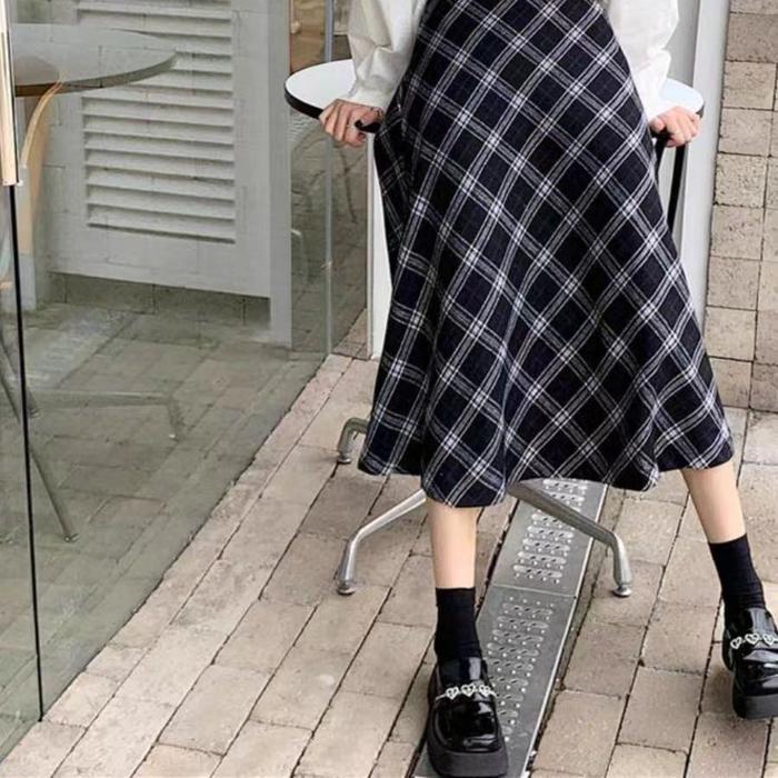 Rok Kotak-Kotak I Bahan Katun Silk Premium - Hitam, L