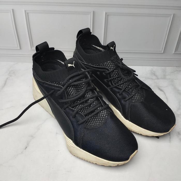Running Shoes PUMA Original Size 39