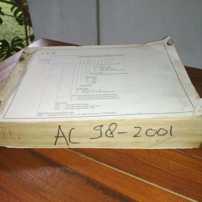 Buku katalog mobil Honda Accord 1998-2001  copian bekas pakai quality