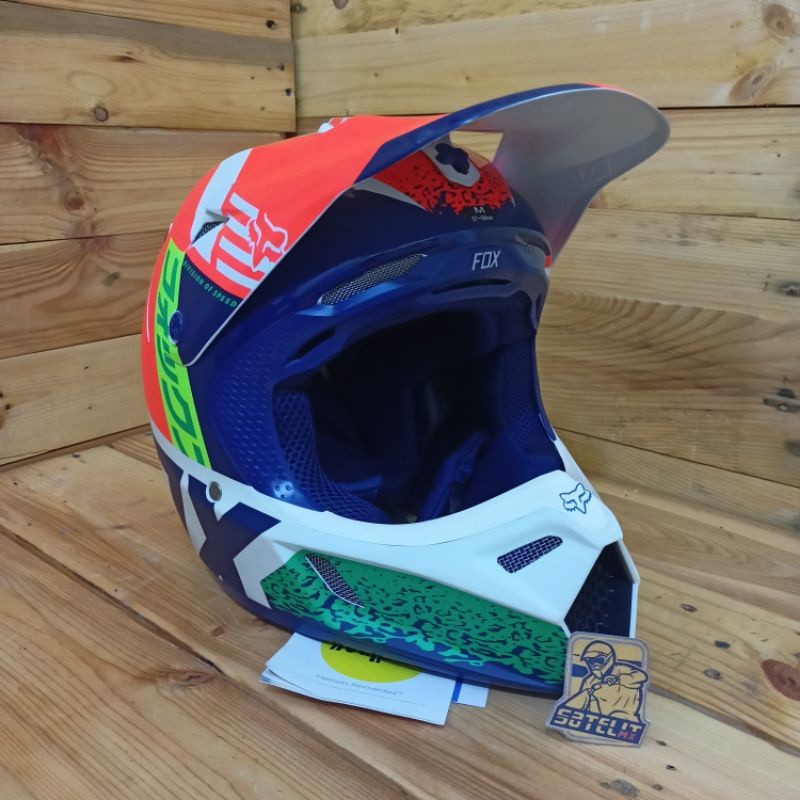 HELM FOX V3 DIVIZION, HELM FOX, HELM TRAILL