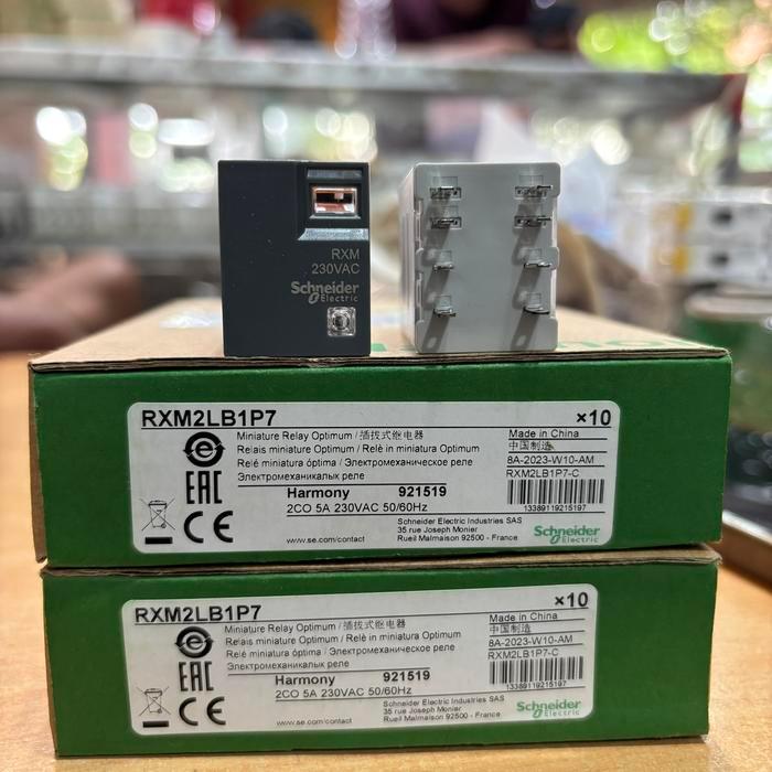 RELAY SCHNEIDER RXM2LB1P7 230VAC