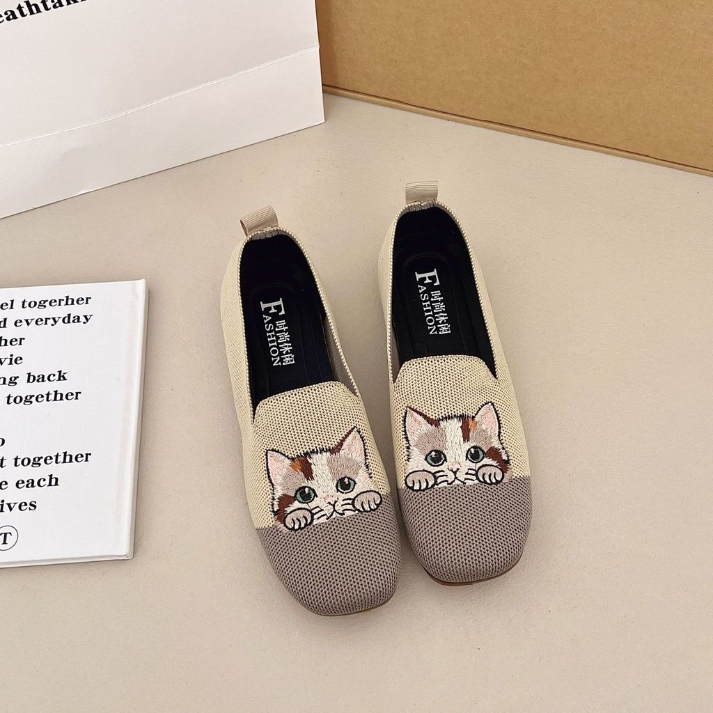 Sepatu kain wanita kucing kartun sepatu Doudou satu pedal yang modis dan serbaguna