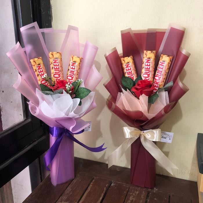 Buket coklat silverqueen / buket coklat bandung / buket coklat wisuda / buket ultah Terlaris
