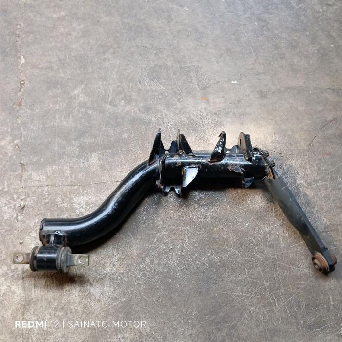 rear left lower control arm belakang kanan R honda CR-V CRV gen 2 copotan
